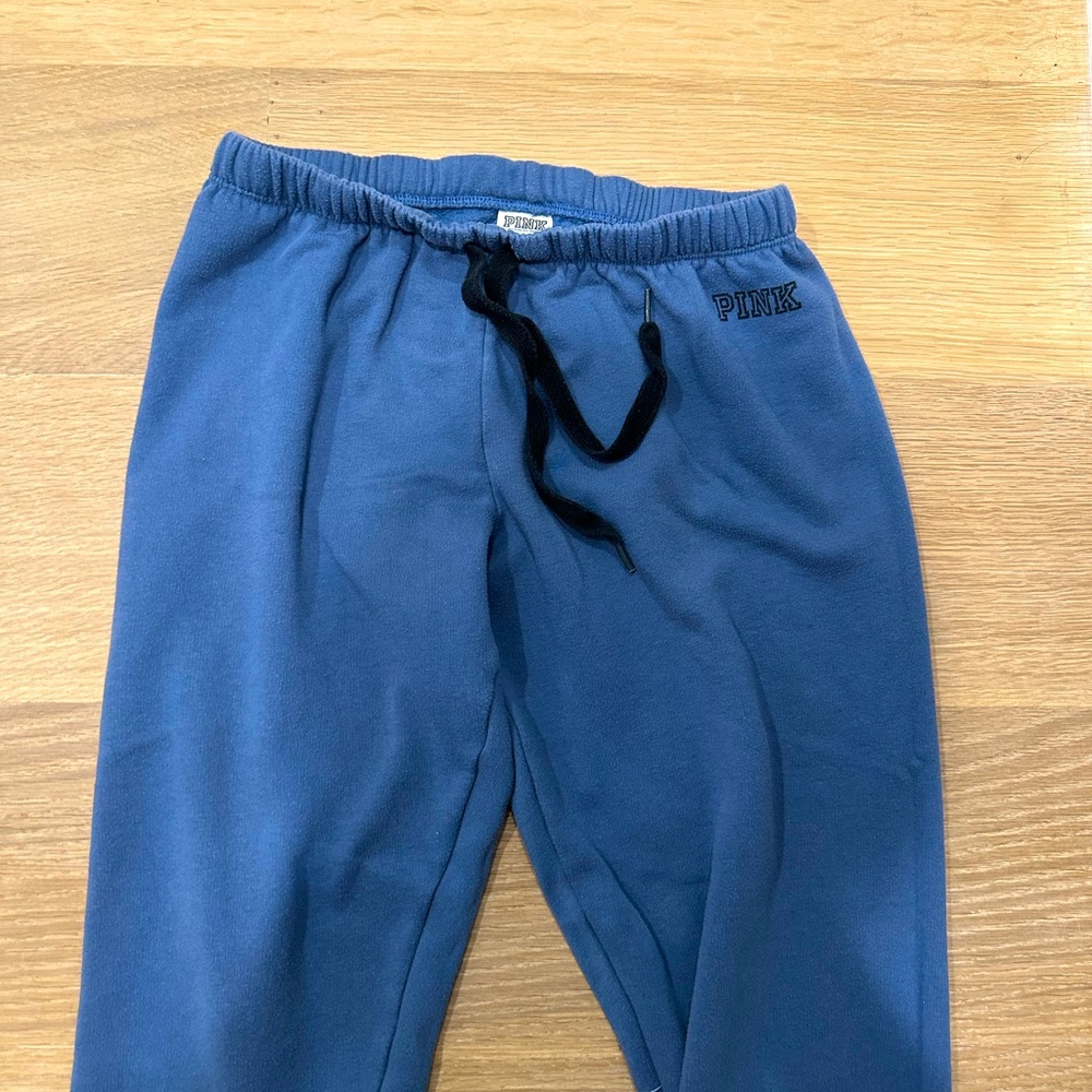 PINK Victoria Secret Woman’s Low Waisted Sweatpants